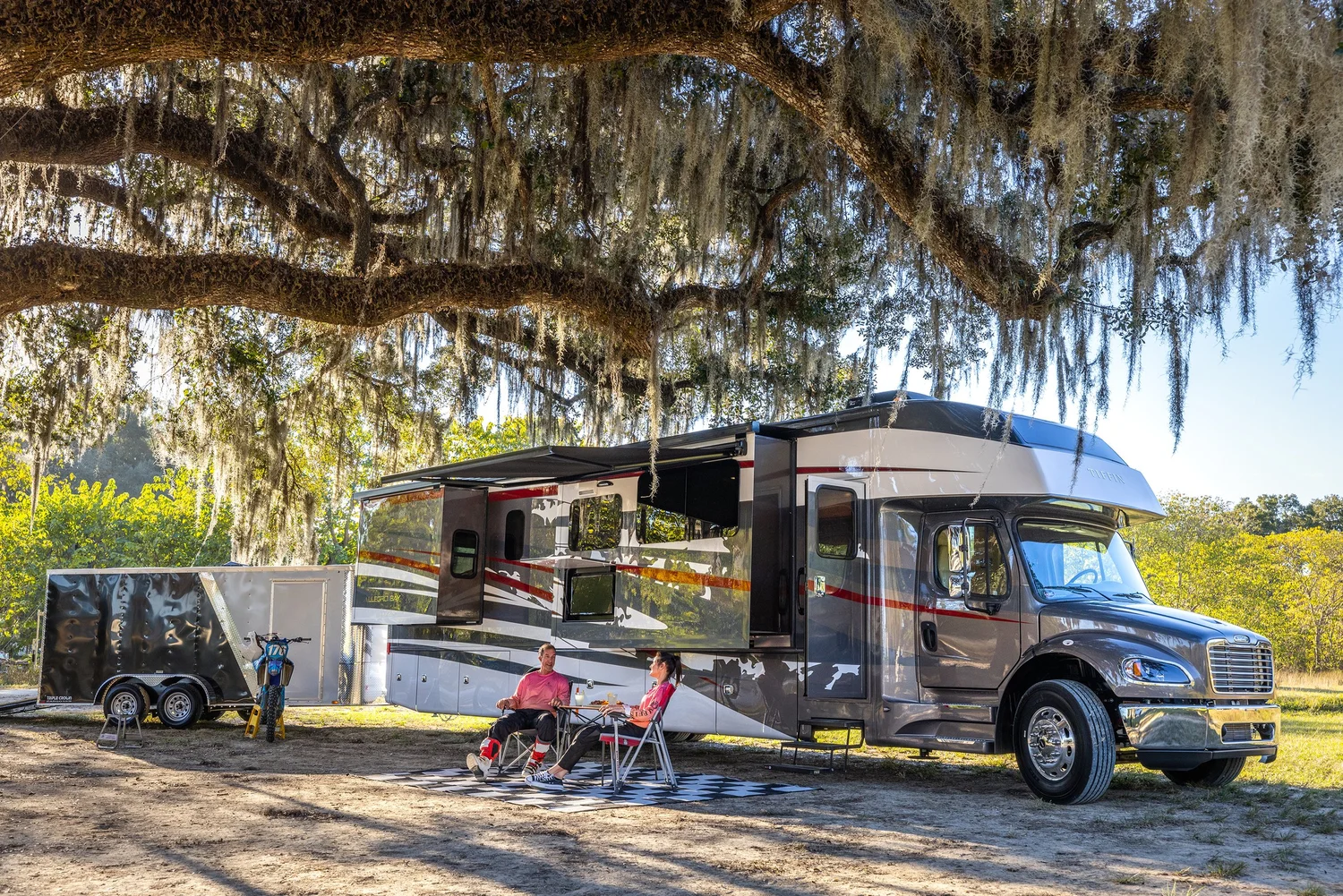 Motorhome lifestyle shoot in Florida